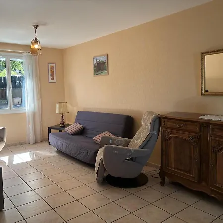Pavillon Du Cres - Maison Chaleureuse Au Coeur De Avec Jardin 펜션
