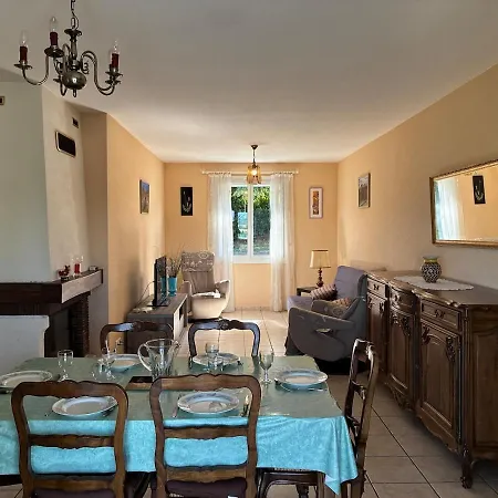 Pavillon Du Cres - Maison Chaleureuse Au Coeur De Avec Jardin Laissac